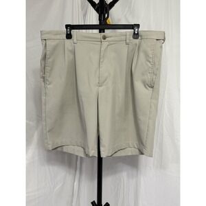 Haggar Cool 18 Pro‎  Men's Golf Shorts 38W Light Tan